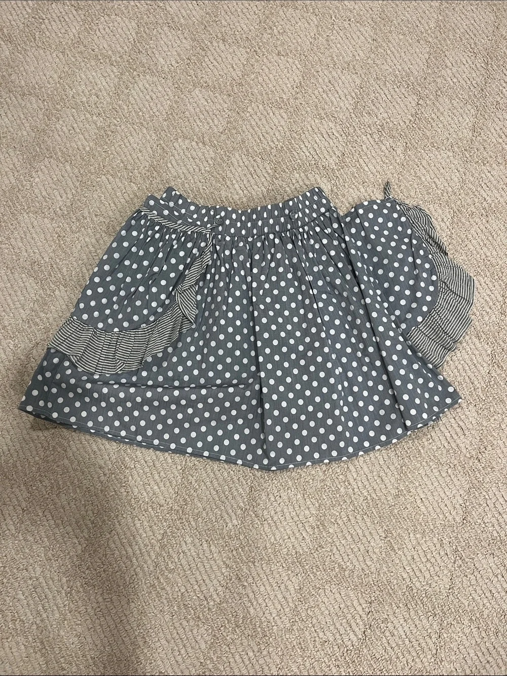 Polka Dot Ruffle Mini Skirt - Grey/White